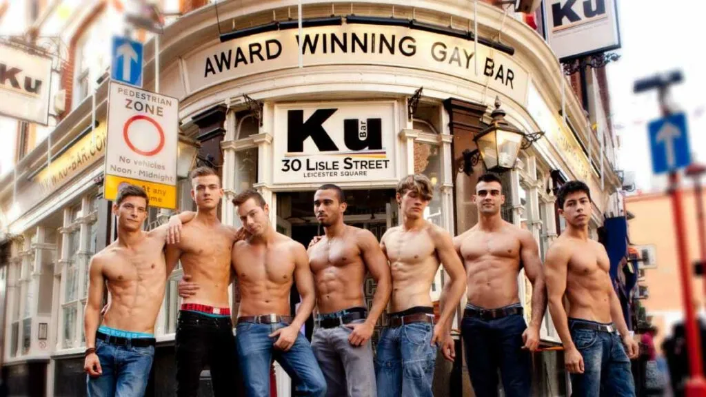London Gay Bars, LGBTQ+ nightlife London, queer bars London