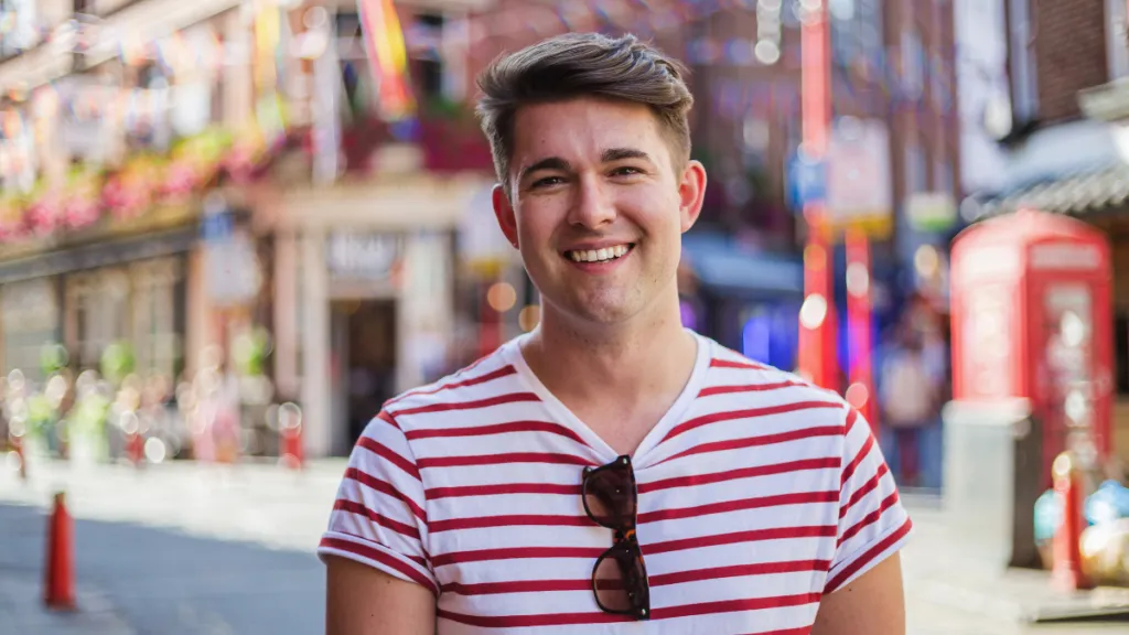 gay dating confidence